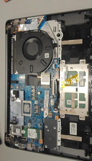 笔记本后面怎么拆开，怎么把笔记本后面拆开？