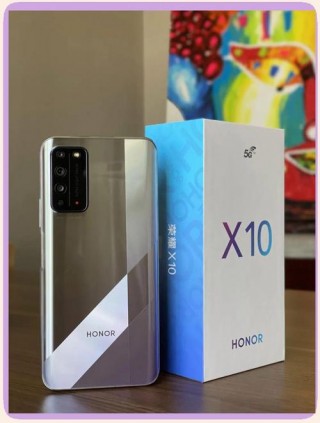 荣耀10x什么屏幕，荣耀10x手机屏幕材质？