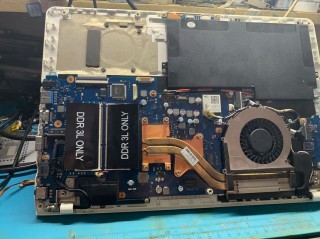 三星笔记本电池怎么拆卸，三星笔记本电池怎么拆卸图解？