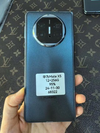 mate20x5g版续航很差吗，华为mate20x续航对比？