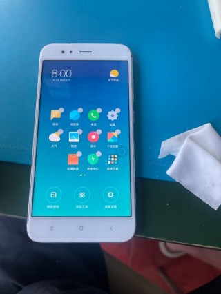 小米5x的屏幕是什么屏，小米5x用的什么屏幕？