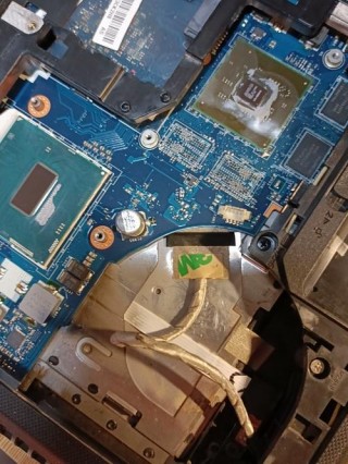 笔记本排线怎么拔，笔记本排线怎么拔出来