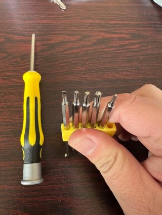 拆卸笔记本电脑推荐哪款，拆卸笔记本电脑需要哪些工具