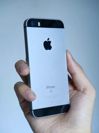 苹果se一代内存多大，苹果se一代有128g内存吗？