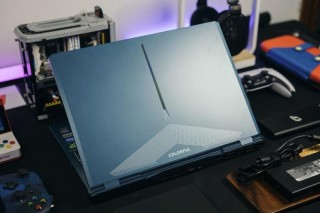 推荐一个玩cf的笔记本，玩cf比较好的笔记本？