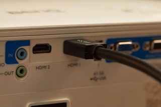 台式电脑如何投屏到投影仪？台式电脑如何投影到大屏幕上