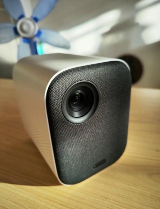 小米投影仪青春版怎么样，小米投影仪青春版怎么样啊