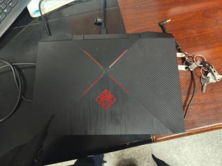 更换电脑显示屏多少钱，更换电脑显示器多少钱？