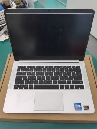 笔记本换屏幕要多久？换笔记本电脑屏幕需要多久