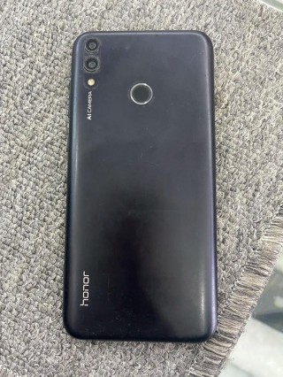 荣耀畅玩8c屏幕多大，荣耀畅玩8c的屏幕刷新率是多少