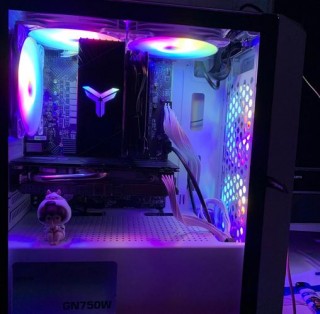 传媒推荐笔记本电脑，大学传媒系用什么电脑？