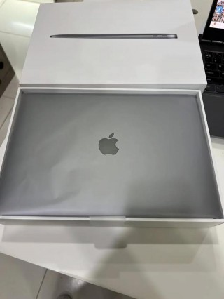 苹果笔记本包装盒有用吗，苹果笔记本电脑盒子包装