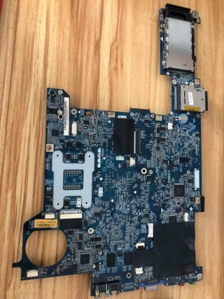 y430的独立显卡在什么位置，y460显卡在哪？