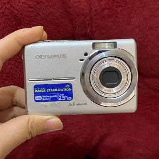 奥林巴斯fe350用什么内存卡，奥林巴斯fe330？