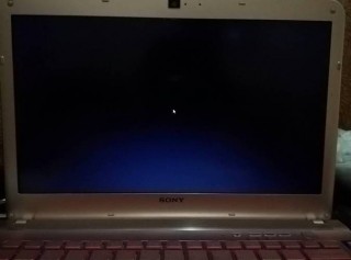 电脑开不了机一直黑屏怎么办，电脑开不了机就是黑屏？