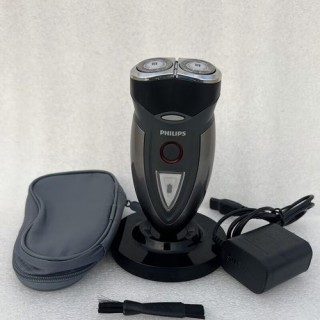 飞利浦剃须刀6075怎么换电池？飞利浦剃须刀6095换电池