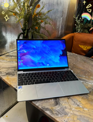 大学生编程电脑笔记本哪个好，大学学编程用什么牌子的电脑