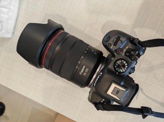 佳能r6套机怎么样，佳能r6标配？