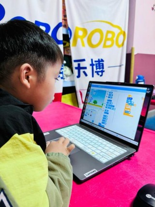 小孩笔记本电脑推荐，适合小孩的笔记本电脑