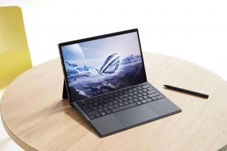 推荐手感重的笔记本电脑，性价比比较高的手提？