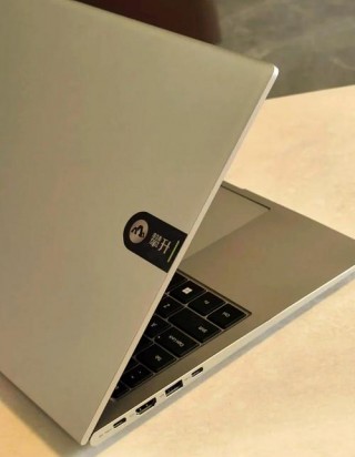 小屏经典笔记本电脑推荐？小屏经典笔记本电脑推荐哪款