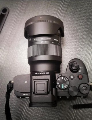 索尼m4和s3哪个好？索尼m4和r4