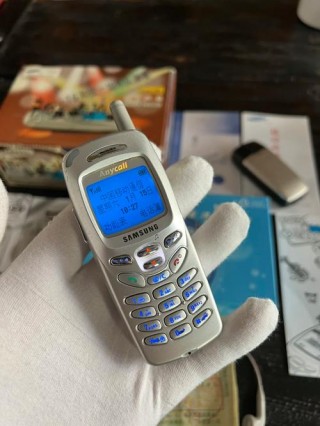 三星智能机上市时间，三星智能机发展史