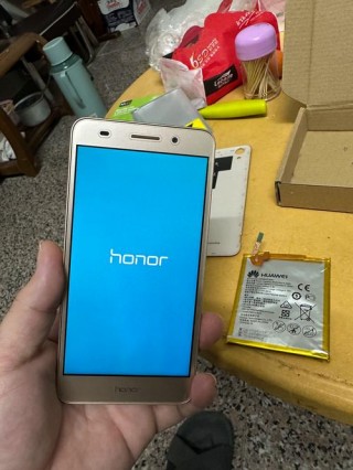 荣耀畅玩5a系统的最新版本，荣耀畅玩5a出厂版本？