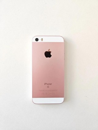 苹果se几几年上市的？苹果se是几几年在中国上市的