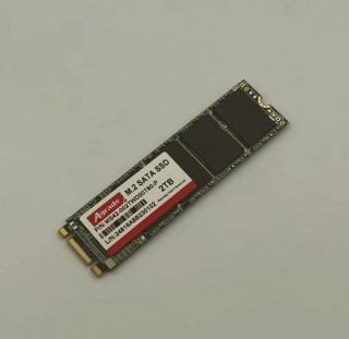 笔记本电脑硬盘是什么样子的？笔记本电脑的硬盘是哪个