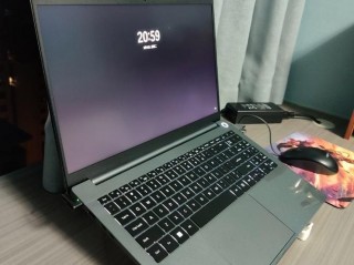 小尺寸高性能笔记本，超小的笔记本