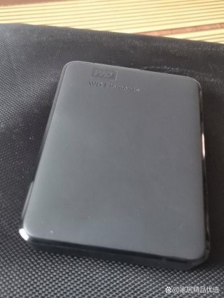 西数移动硬盘怎么用？西数wifi移动硬盘