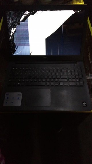 电脑换屏要多少钱，电脑换屏幕多少钱一块？