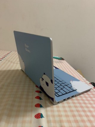 笔记本电脑屏幕背胶推荐，笔记本屏幕胶带？