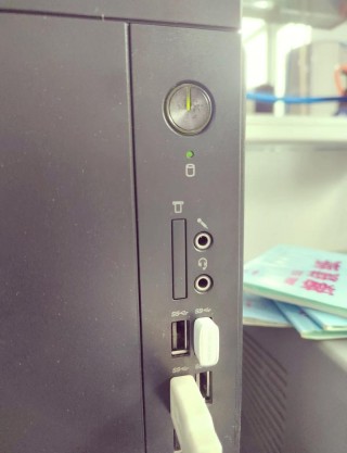 戴尔台式电脑主机启动不了怎么办，戴尔台式机开机主机没反应怎么办?