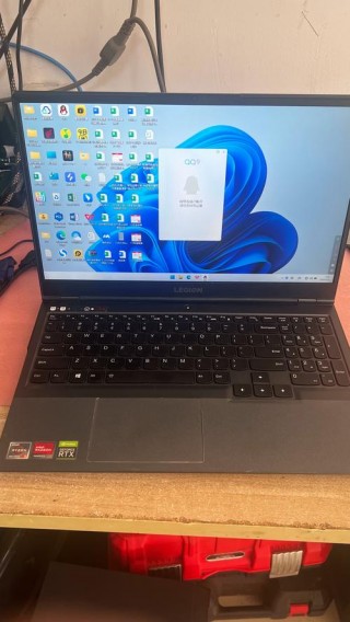 推荐笔记本电脑屏幕，笔记本电脑屏幕闪烁不停怎么办？