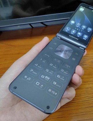 三星最早的w系列？三星最早手机是什么时候