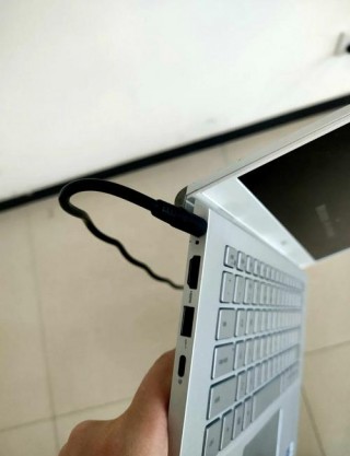 笔记本电脑怎么清洗，笔记本电脑怎么清洗风扇灰尘