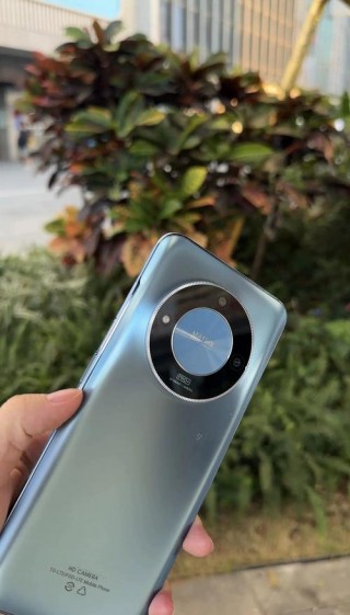 红米note5和红米note8pro哪个好，红米note8pro与华为nova5z对比？