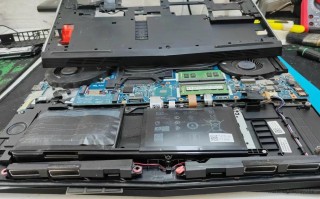 宏碁笔记本电脑电池怎么拆卸安装，宏碁笔记本电脑电池怎么拆卸安装视频