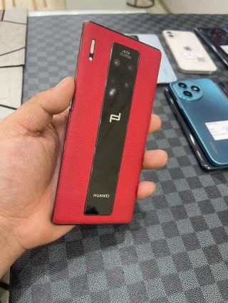 华为保时捷和苹果13max哪个性能好，华为保时捷好还是苹果13promax好