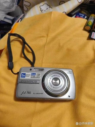 奥林巴斯用什么内存卡，奥林巴斯em5内存卡？