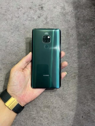 华为mate20内外屏幕一起换多少钱，华为mate20更换内屏多少钱？