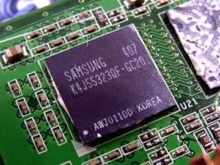 内存储器可直接与什么交换信息，内存储器用于存放 ,可与 直接交换信息？