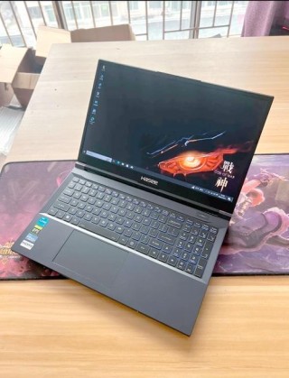 神舟战神笔记本键盘背光灯怎么开，神舟战神如何调键盘背光？