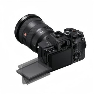 索尼a9和a7r4如何选取，索尼a9跟a7rm4哪个好