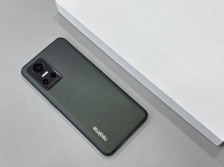 真我neo3天马屏幕很差吗，真我v3屏幕怎么样？