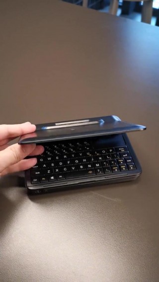 最小的笔记本电脑有多小，最小的笔记本几寸