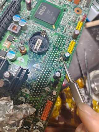 电脑主板维修需要多久，电脑主板维修大概多少钱？