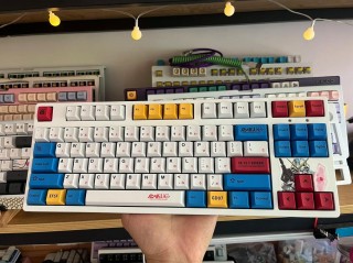 为什么大f是比较好的机械键盘，大f机械键盘哪个轴舒服？